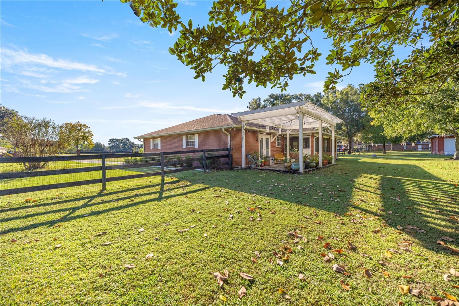 PERGOLA - 9812 SW 74TH AVE, OCALA