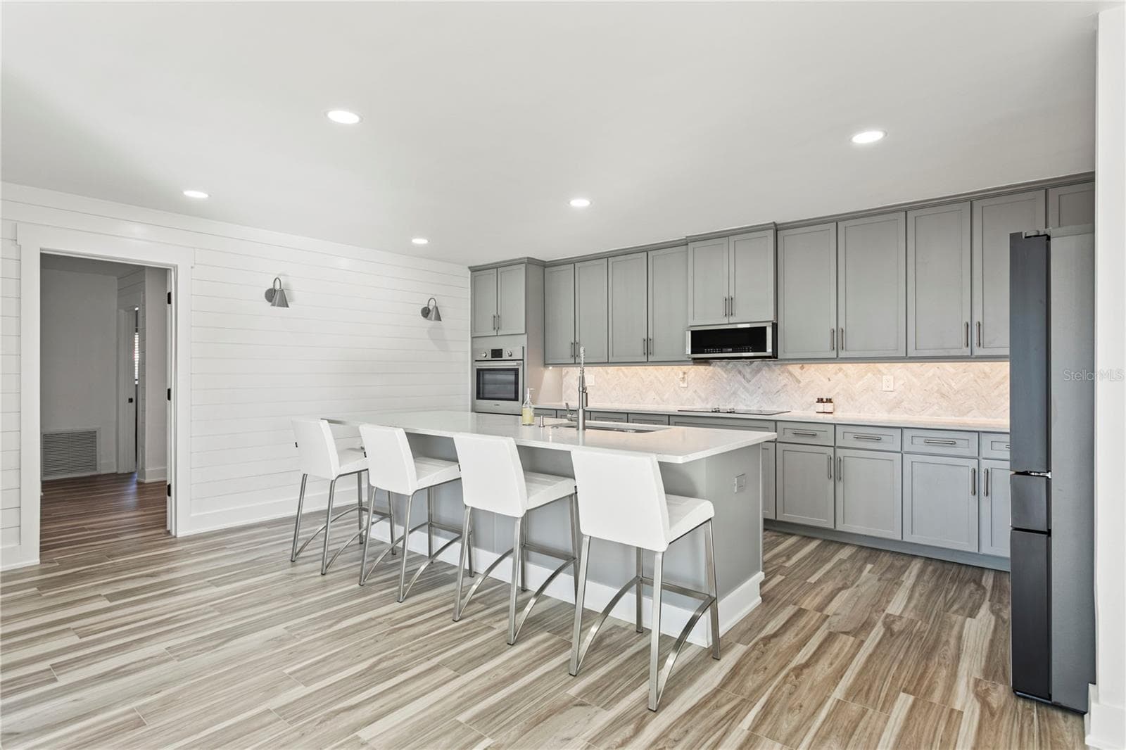 Kitchen - 1905 4TH ST W, PALMETTO