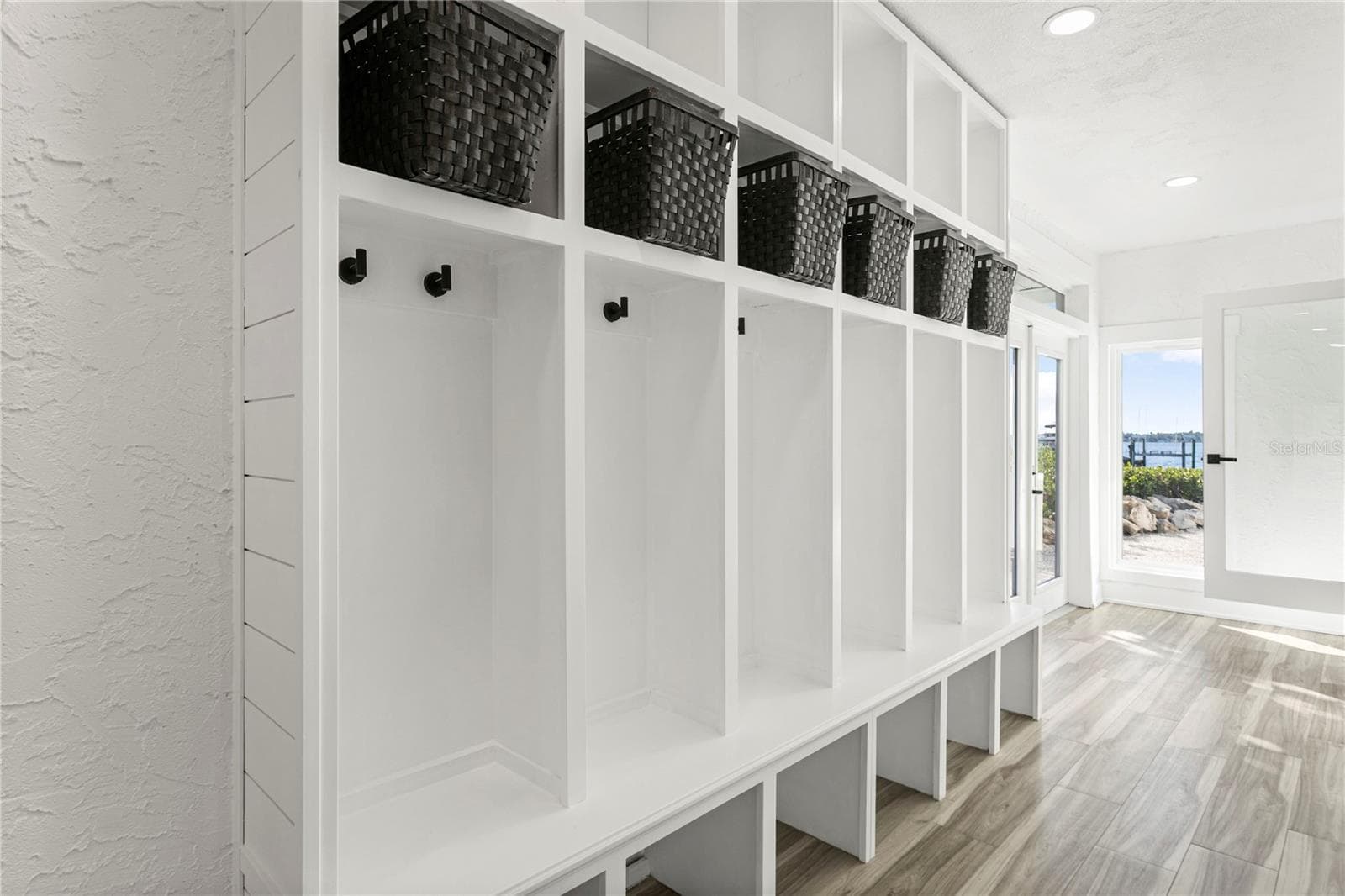 Entrance Storage - 1905 4TH ST W, PALMETTO
