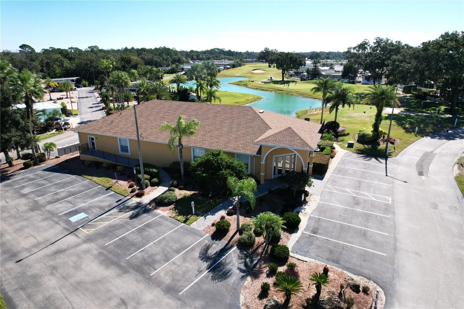 Tons of fun activities at Regal Pointe Clubhouse! - 2738 ST GEORGE DR, DAVENPORT