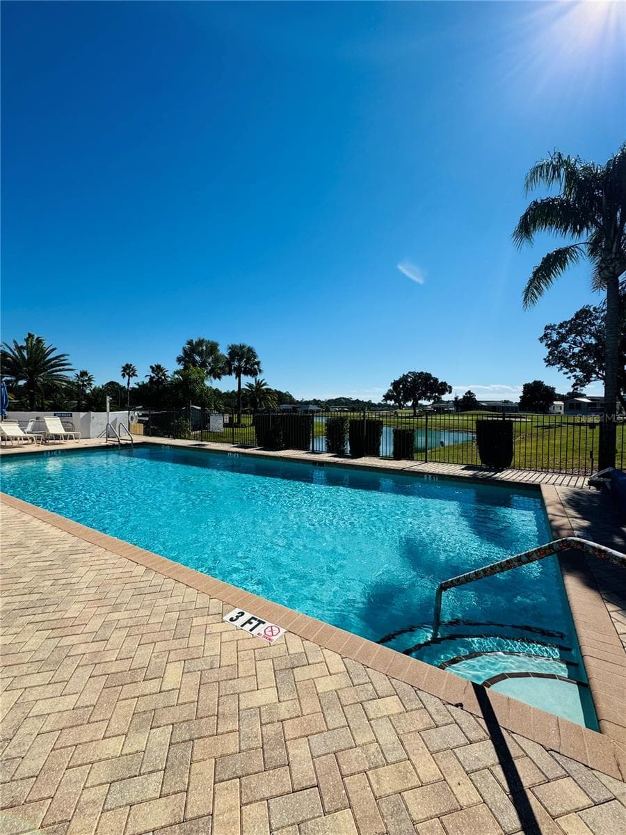 Regal Pointe Pool - 2738 ST GEORGE DR, DAVENPORT