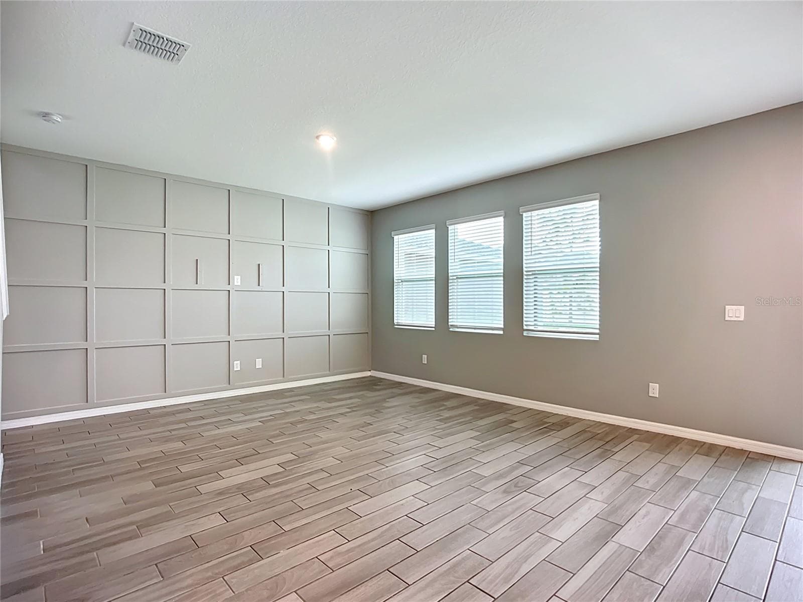 Single Family Residence at 11829 CLARE HILL AVE, RIVERVIEW, photo 13 of 41