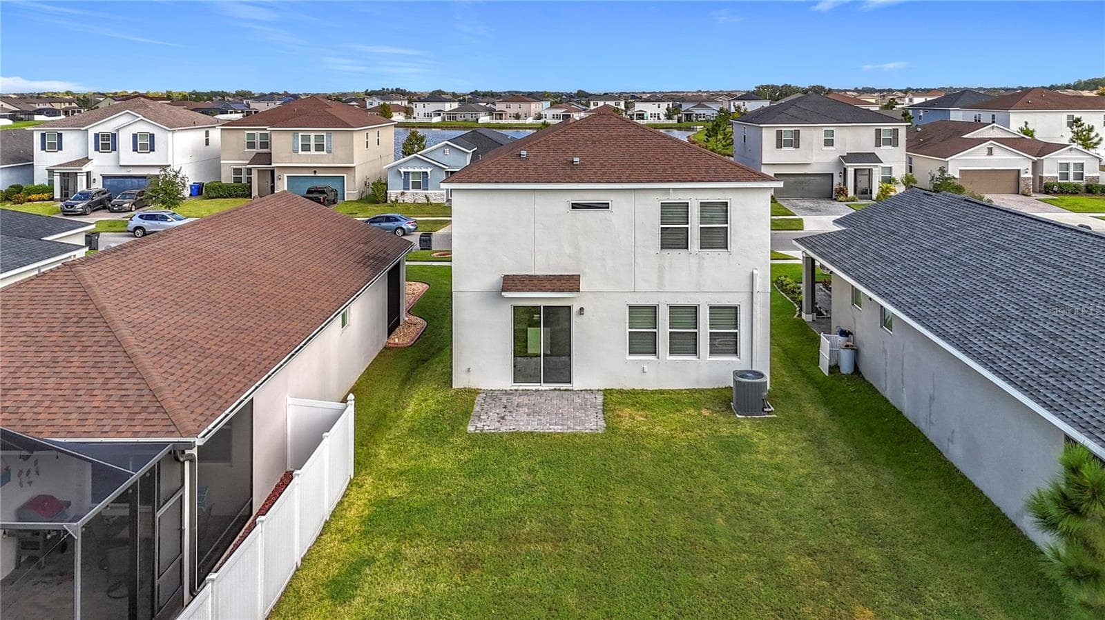 Single Family Residence at 11829 CLARE HILL AVE, RIVERVIEW, photo 39 of 41