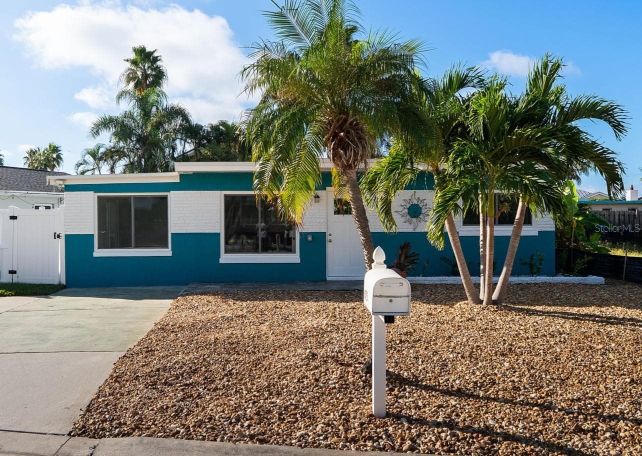 Single Family Residence at 675 182ND AVE E, REDINGTON SHORES, photo 46 of 53