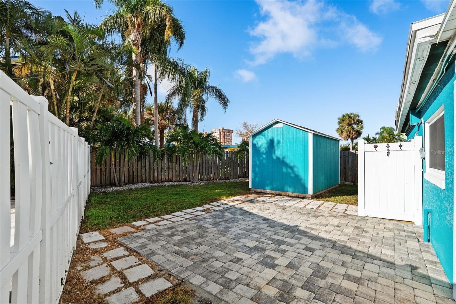 Single Family Residence at 675 182ND AVE E, REDINGTON SHORES, photo 34 of 53