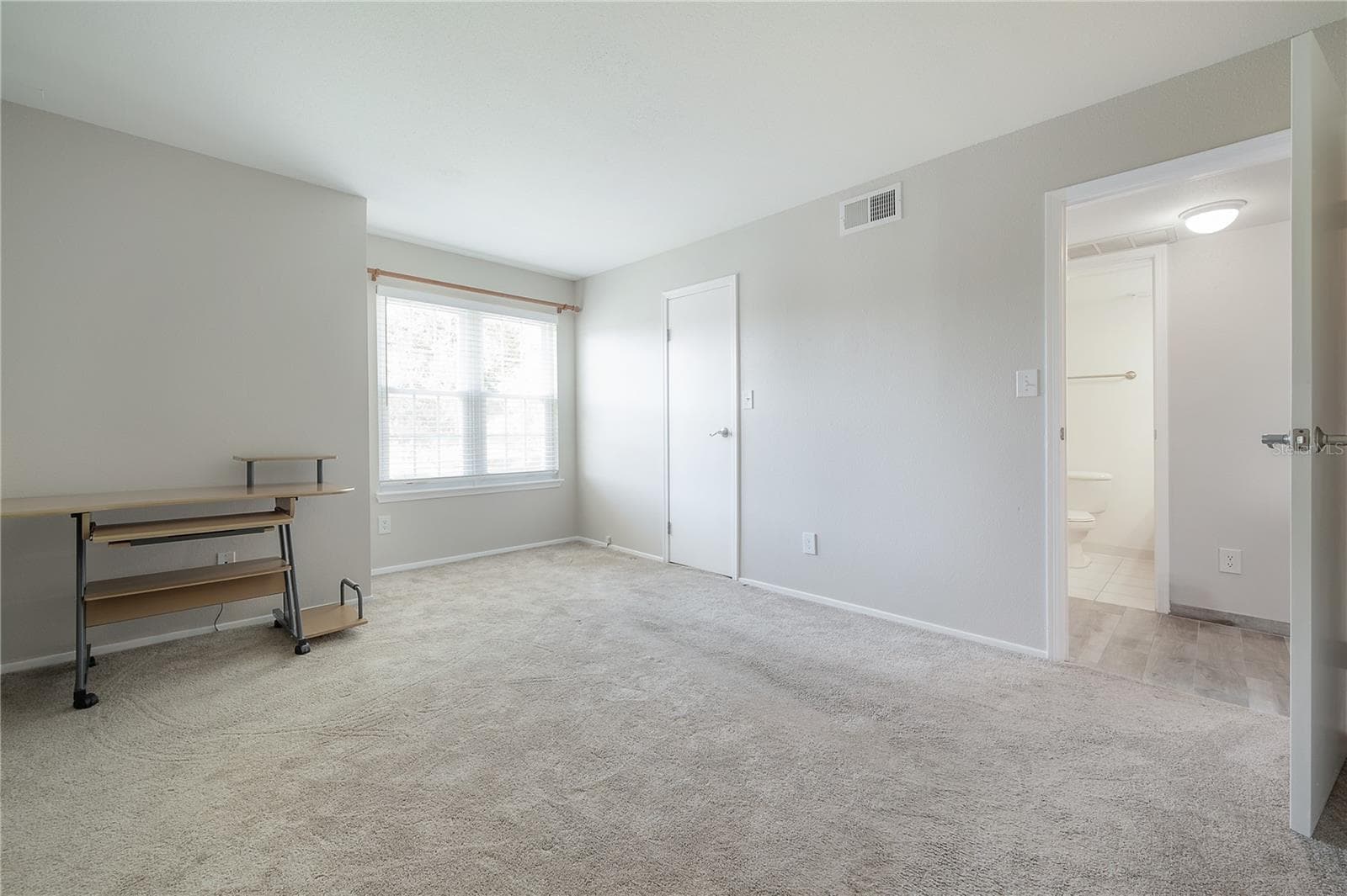 Condominium at 9100 DR MARTIN LUTHER KING JR ST N #905, ST PETERSBURG, photo 12 of 39