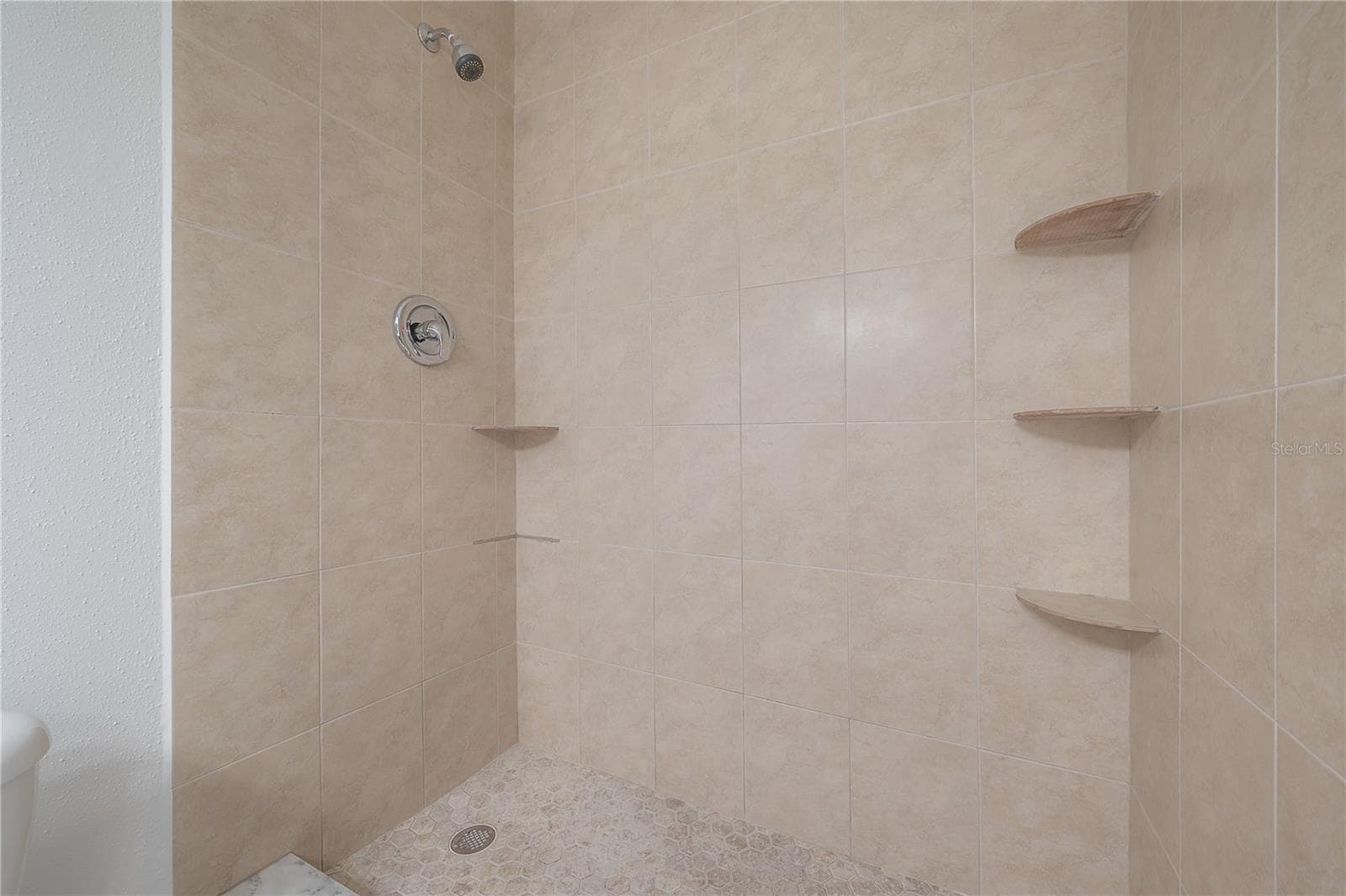 Condominium at 9100 DR MARTIN LUTHER KING JR ST N #905, ST PETERSBURG, photo 22 of 39