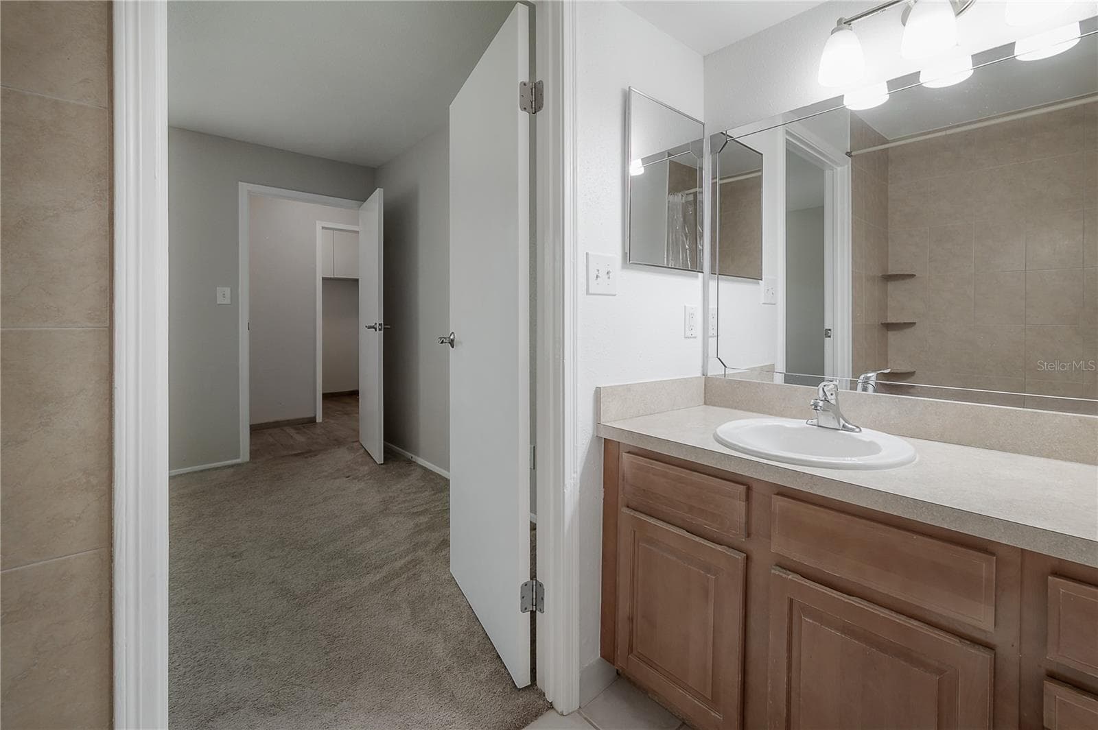 Condominium at 9100 DR MARTIN LUTHER KING JR ST N #905, ST PETERSBURG, photo 23 of 39