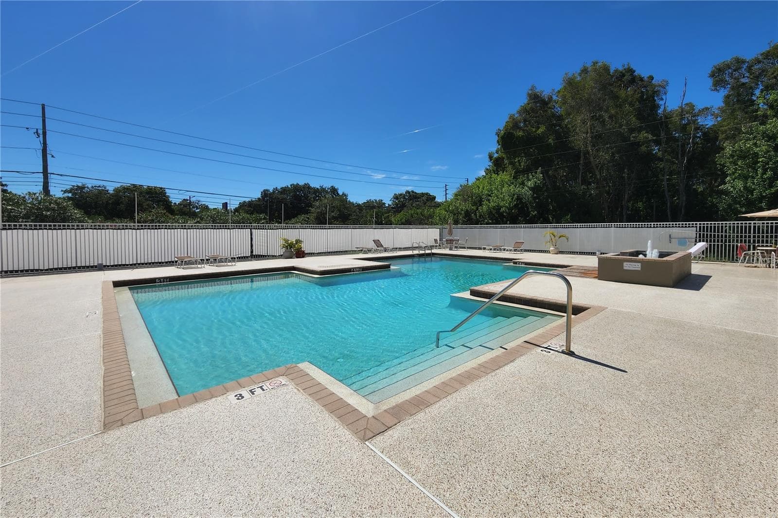 Condominium at 9100 DR MARTIN LUTHER KING JR ST N #905, ST PETERSBURG, photo 33 of 39