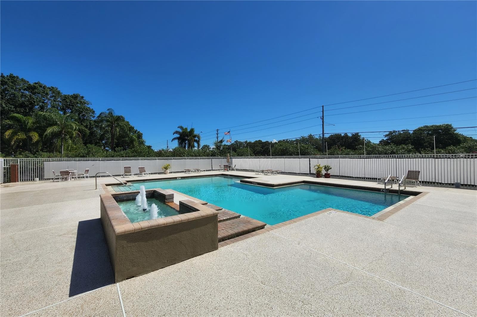 Condominium at 9100 DR MARTIN LUTHER KING JR ST N #905, ST PETERSBURG, photo 35 of 39