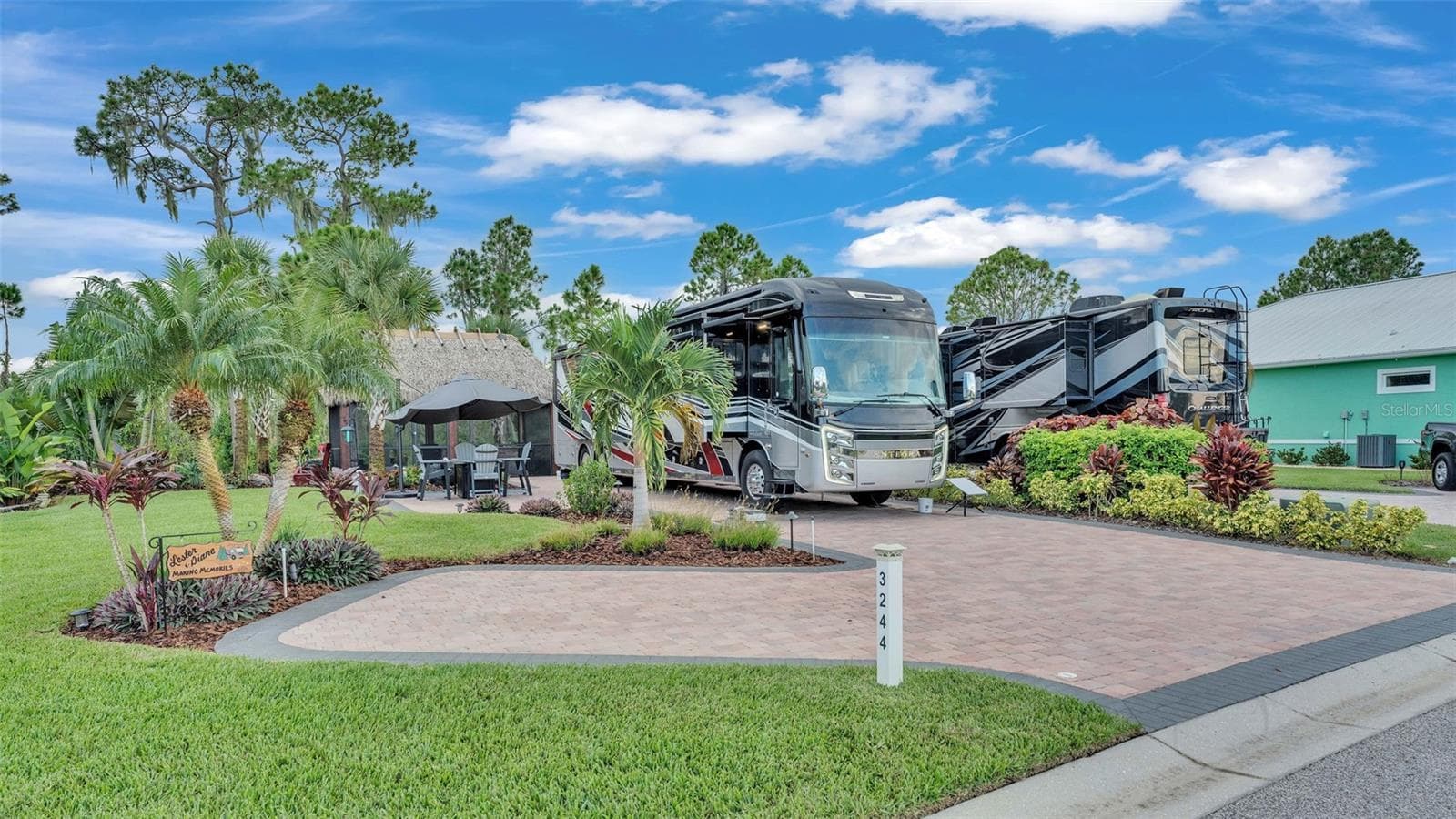 3244 FISH HAWK DR