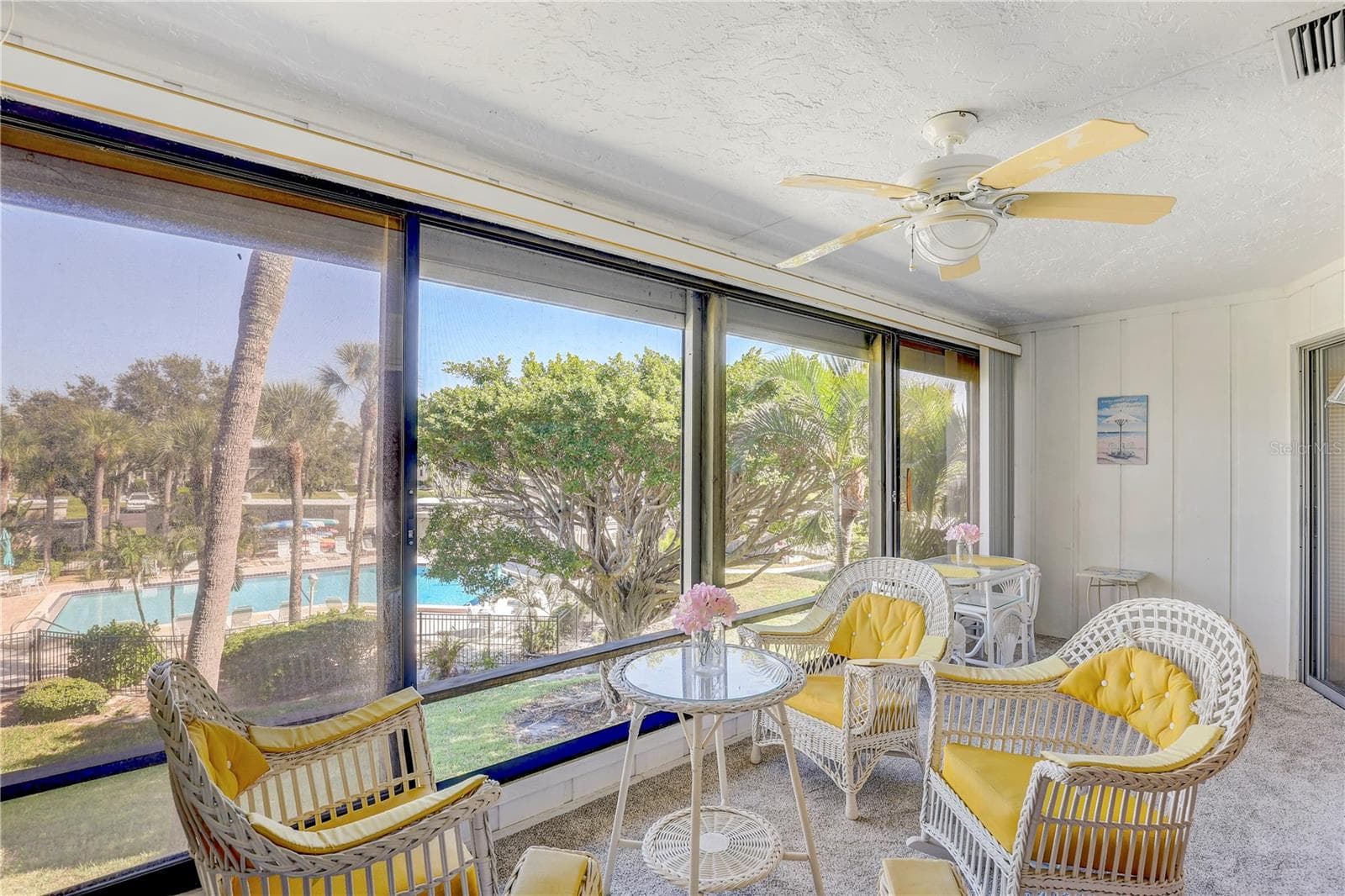 Condominium at 6400 FLOTILLA DR #15, HOLMES BEACH, photo 10 of 37