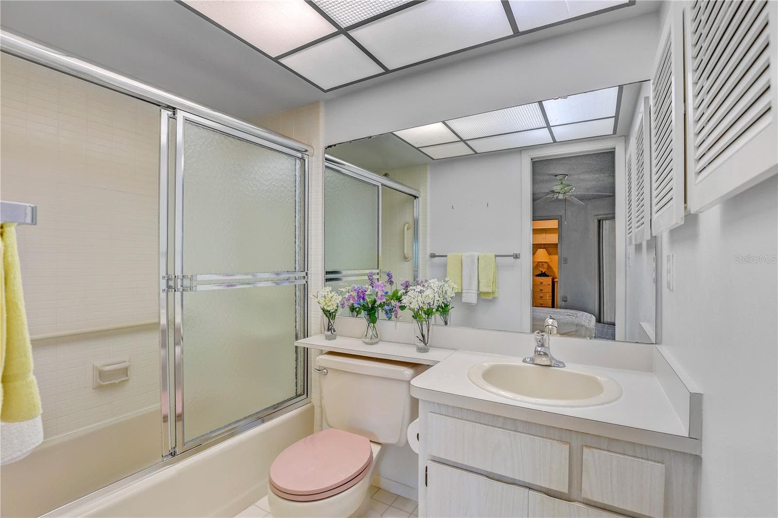 Condominium at 6400 FLOTILLA DR #15, HOLMES BEACH, photo 17 of 37