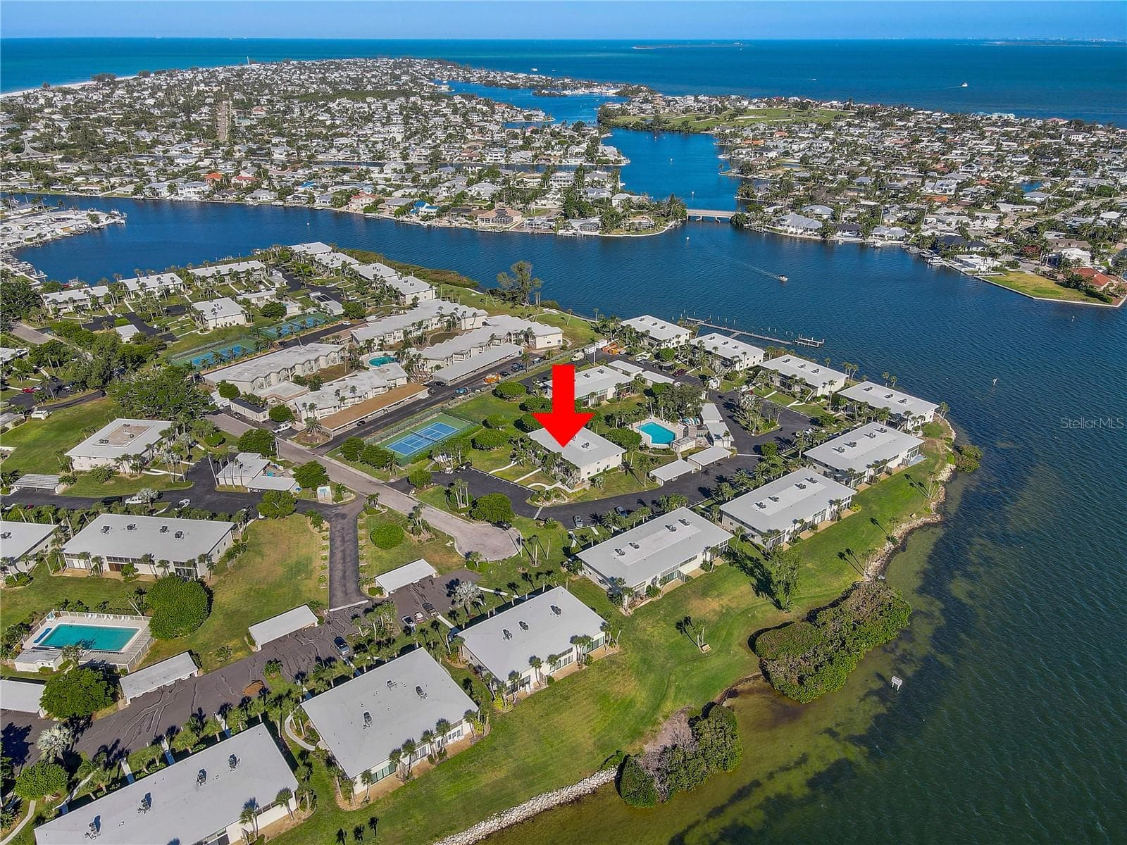 Condominium at 6400 FLOTILLA DR #15, HOLMES BEACH, photo 2 of 37