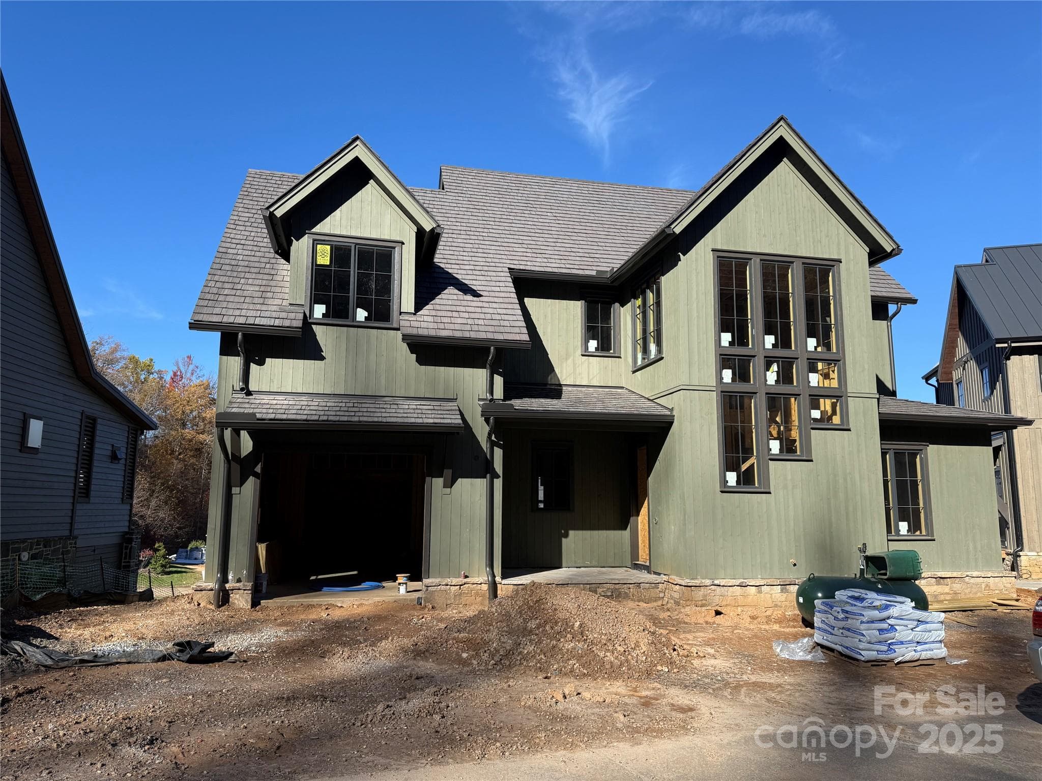 Single Family Residence at Sylva, photo 2 of 29