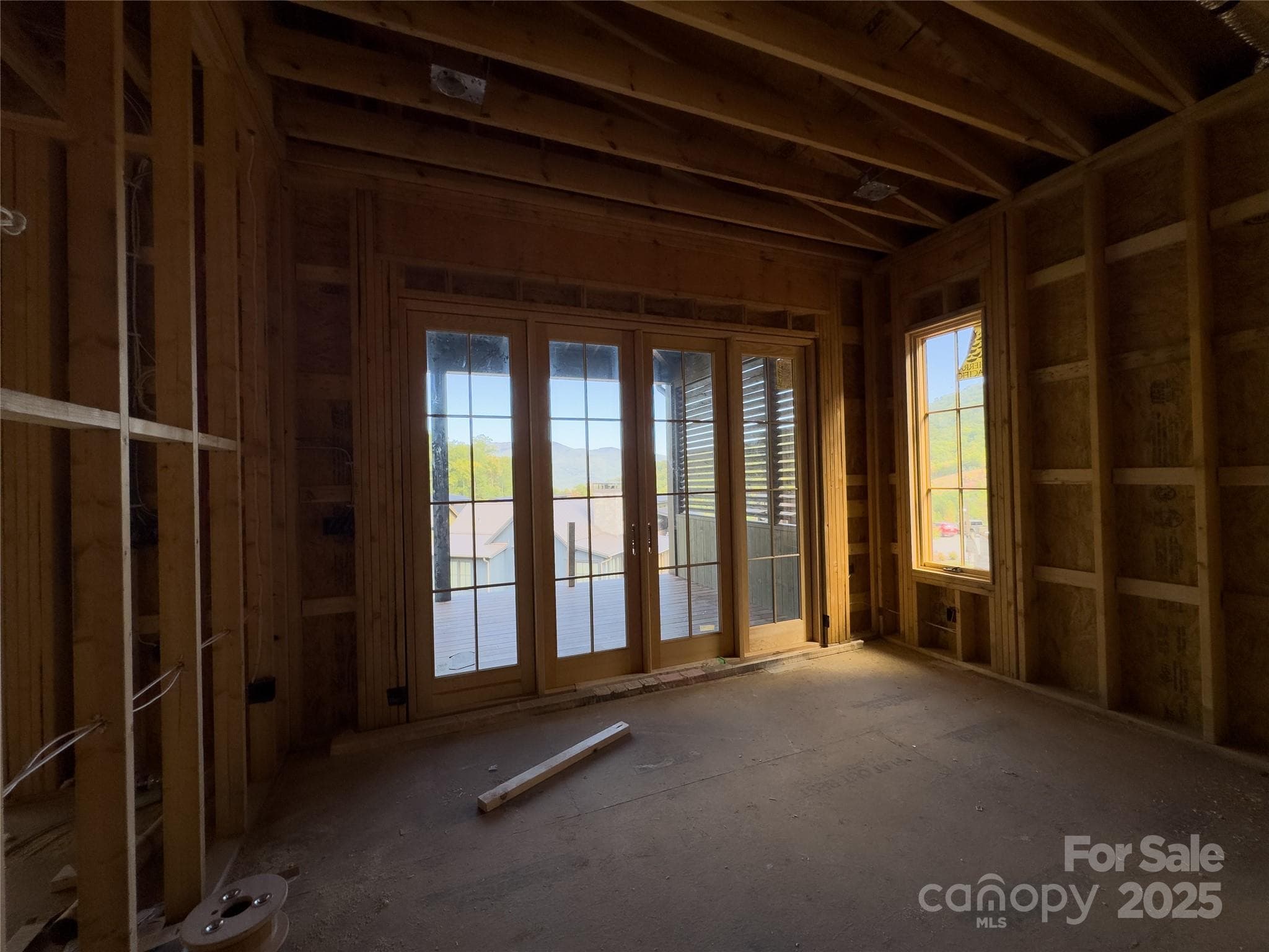 Single Family Residence at Sylva, photo 9 of 29