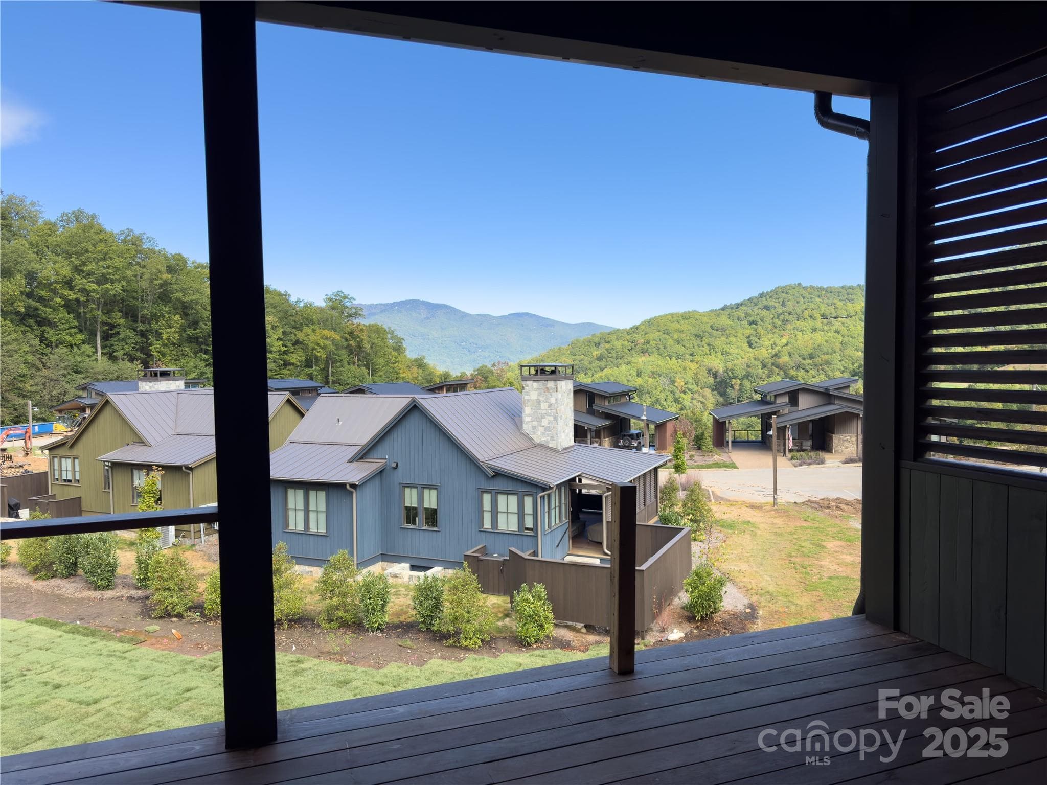 Single Family Residence at Sylva, photo 10 of 29