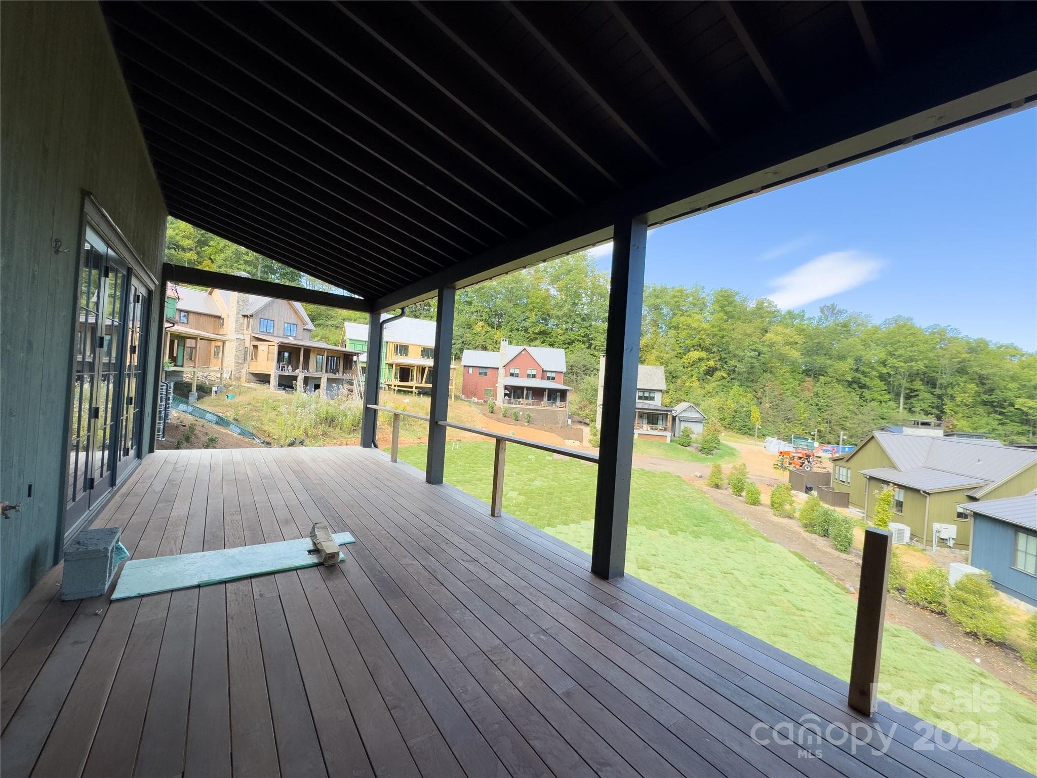 Single Family Residence at Sylva, photo 11 of 29