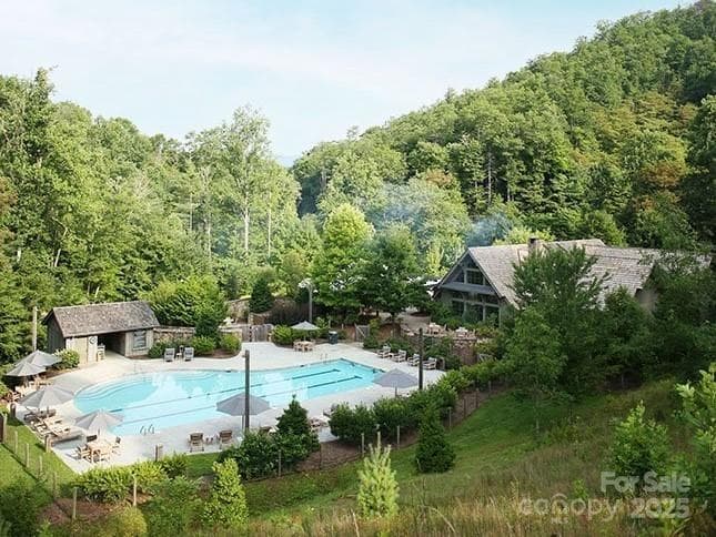 Single Family Residence at Sylva, photo 23 of 29
