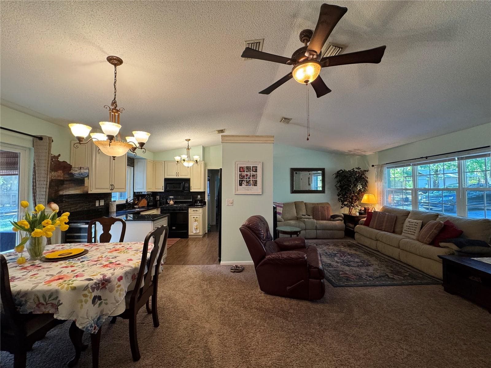 Living Dining space - 4540 W SANDY HILL ST, LECANTO