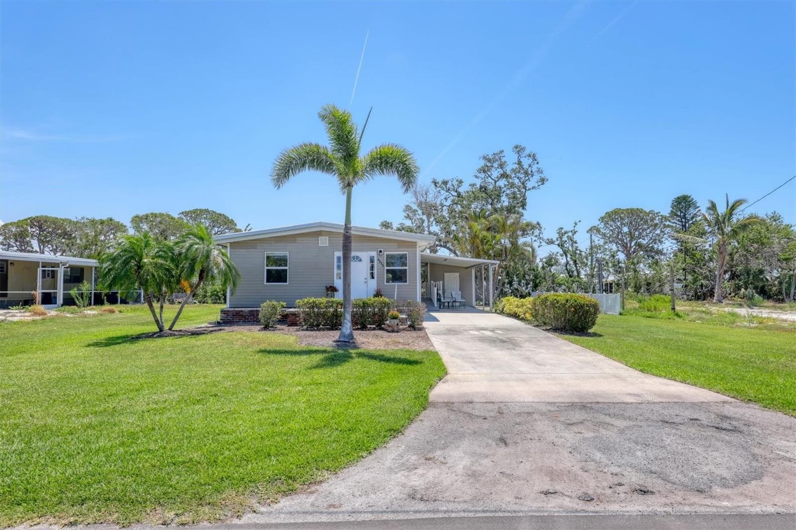 Mobile Home at 4515 106TH ST W, BRADENTON, photo 4 of 39