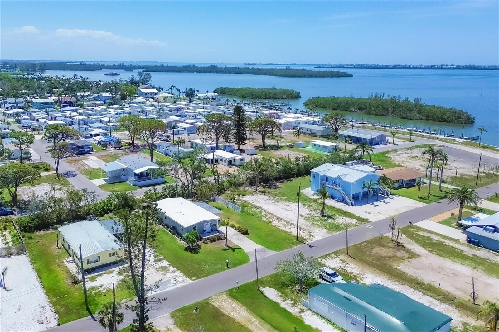 Mobile Home at 4515 106TH ST W, BRADENTON, photo 38 of 39