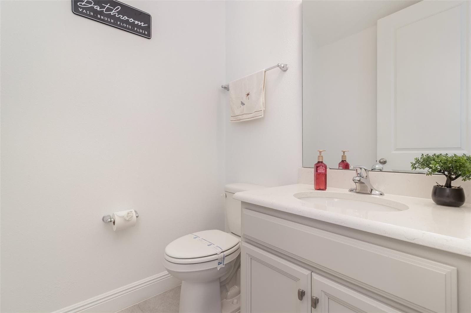 Single Family Residence at 15701 VETTA DR, MONTVERDE, photo 27 of 68