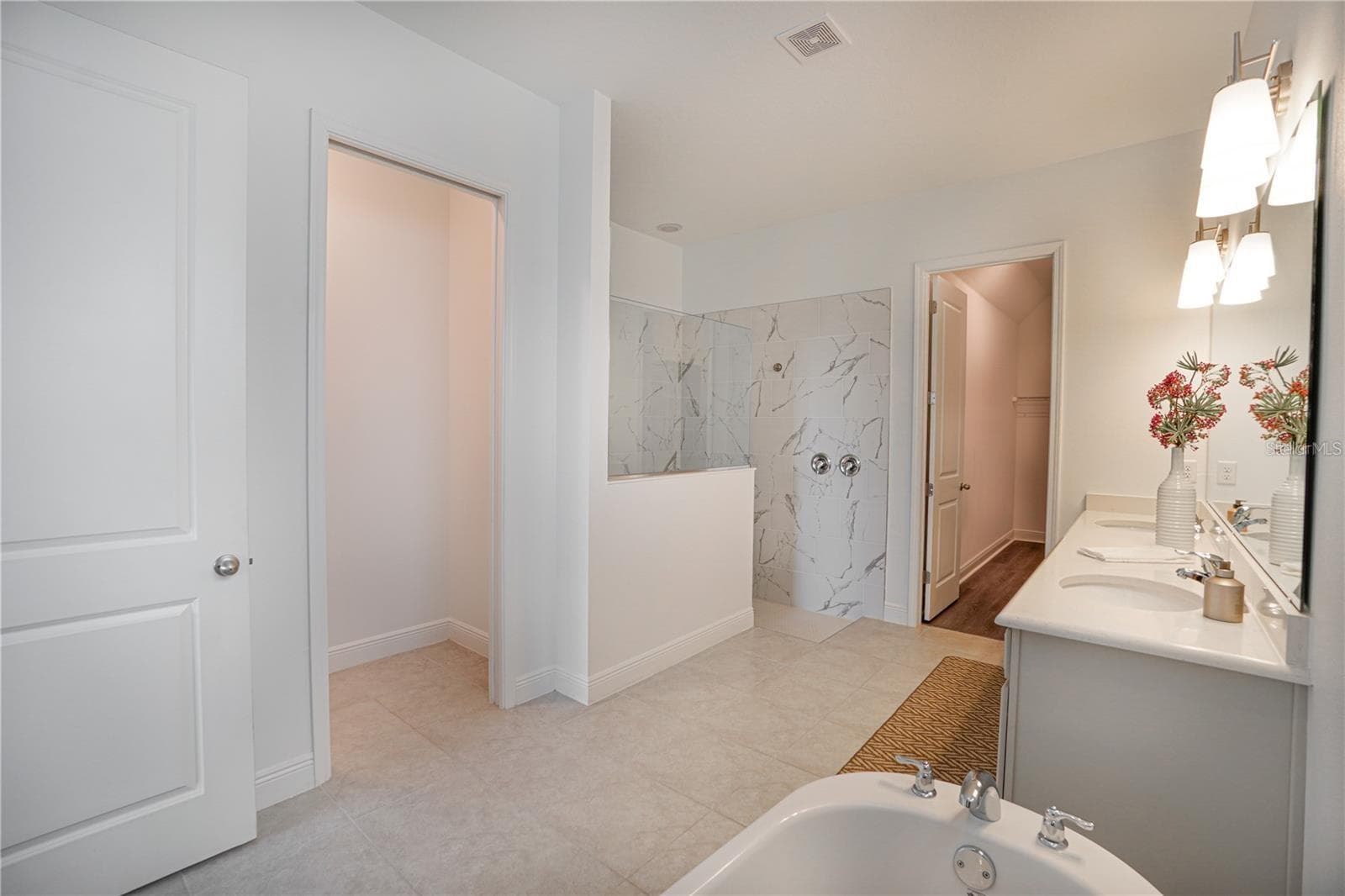 Single Family Residence at 15701 VETTA DR, MONTVERDE, photo 8 of 68