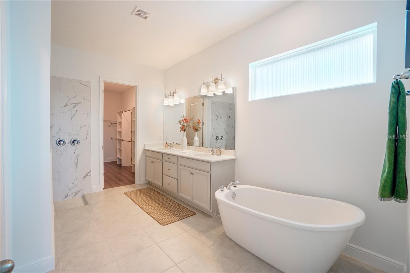 Single Family Residence at 15701 VETTA DR, MONTVERDE, photo 9 of 68