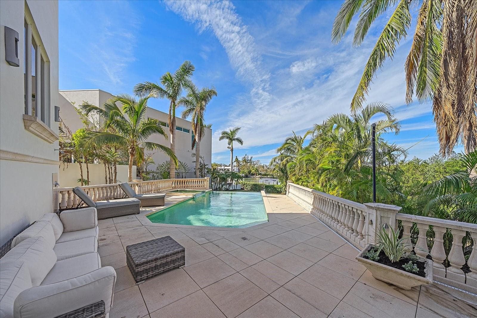 Single Family Residence at 4136 ROBERTS POINT CIR, SARASOTA, photo 7 of 69