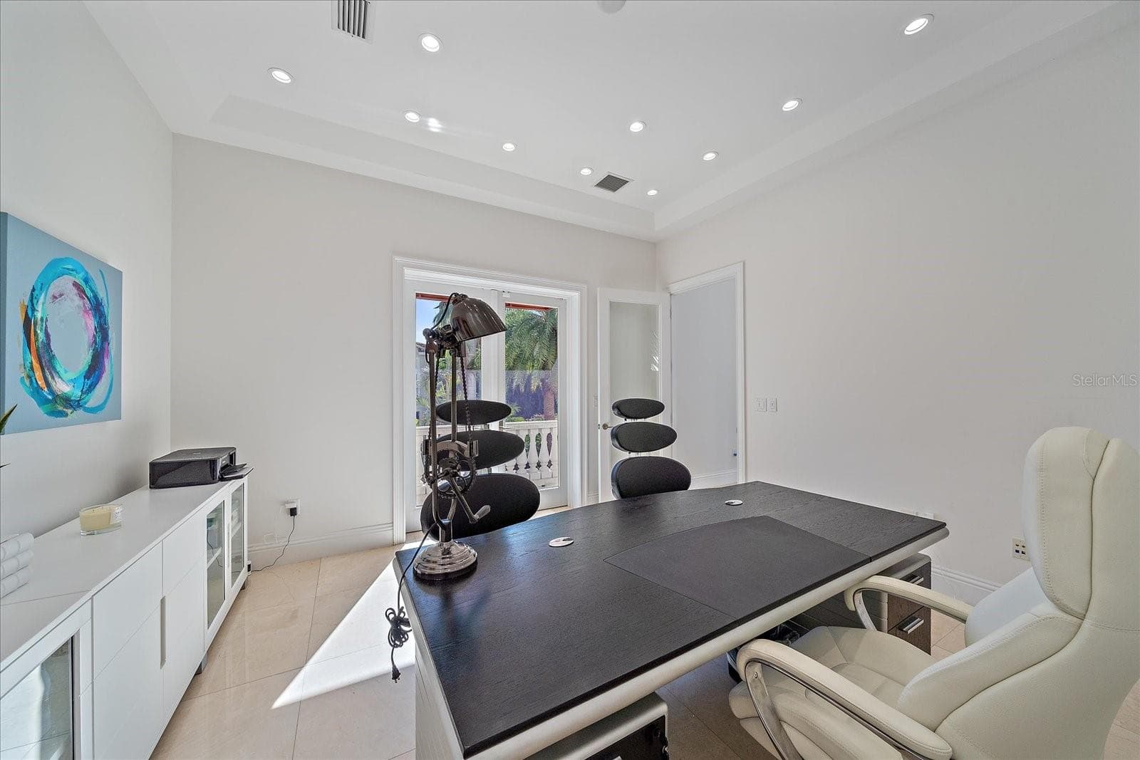 Single Family Residence at 4136 ROBERTS POINT CIR, SARASOTA, photo 18 of 69