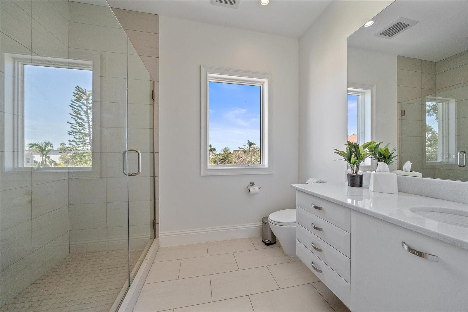 Single Family Residence at 4136 ROBERTS POINT CIR, SARASOTA, photo 60 of 69