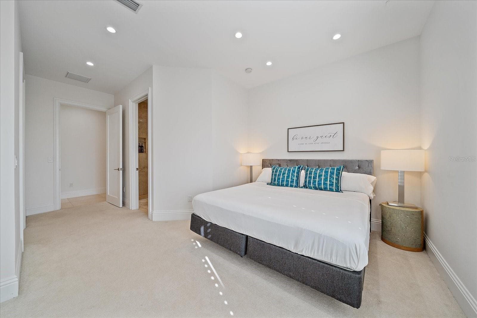 Single Family Residence at 4136 ROBERTS POINT CIR, SARASOTA, photo 64 of 69