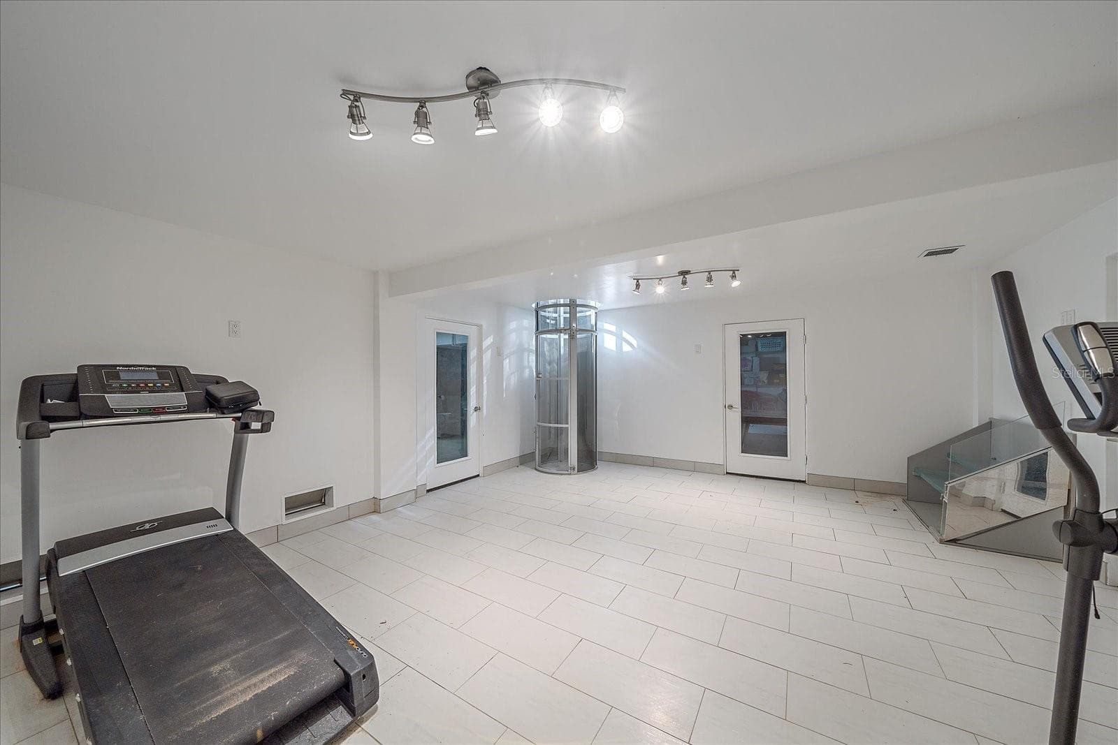 Single Family Residence at 4136 ROBERTS POINT CIR, SARASOTA, photo 69 of 69