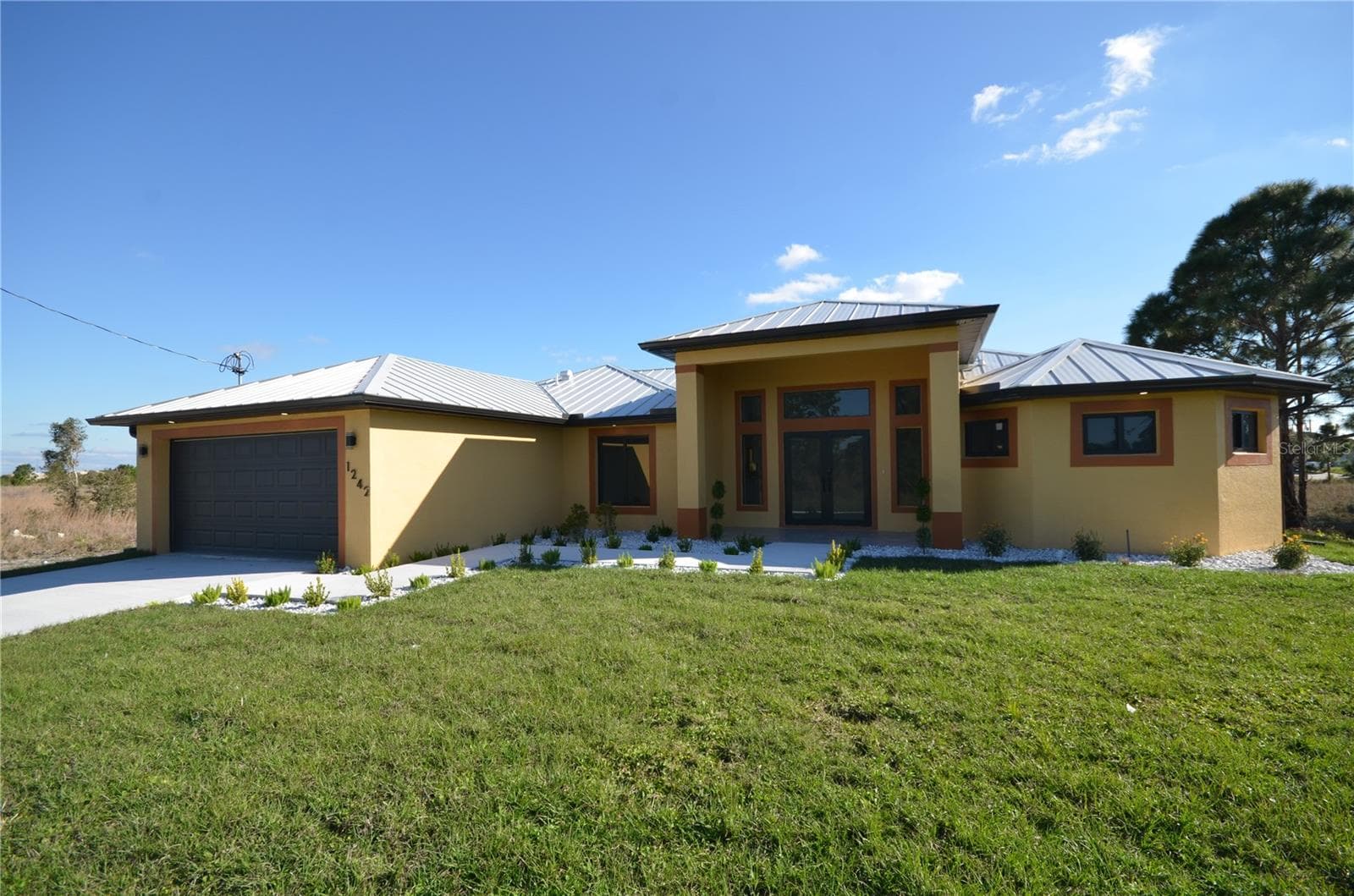 Single Family Residence at 1242 HATHOR ST E, LEHIGH ACRES, photo 5 of 49