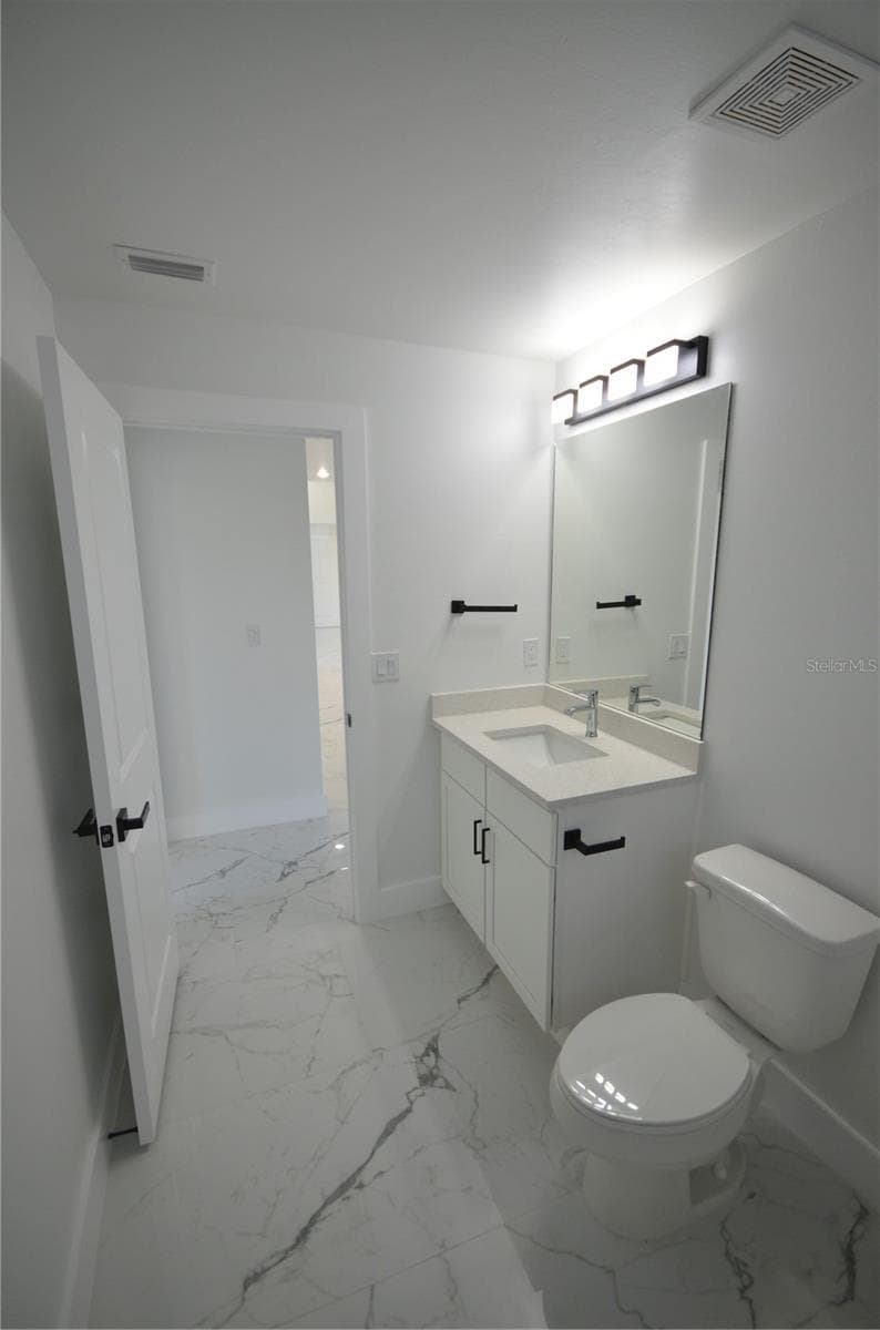 Single Family Residence at 1242 HATHOR ST E, LEHIGH ACRES, photo 20 of 49