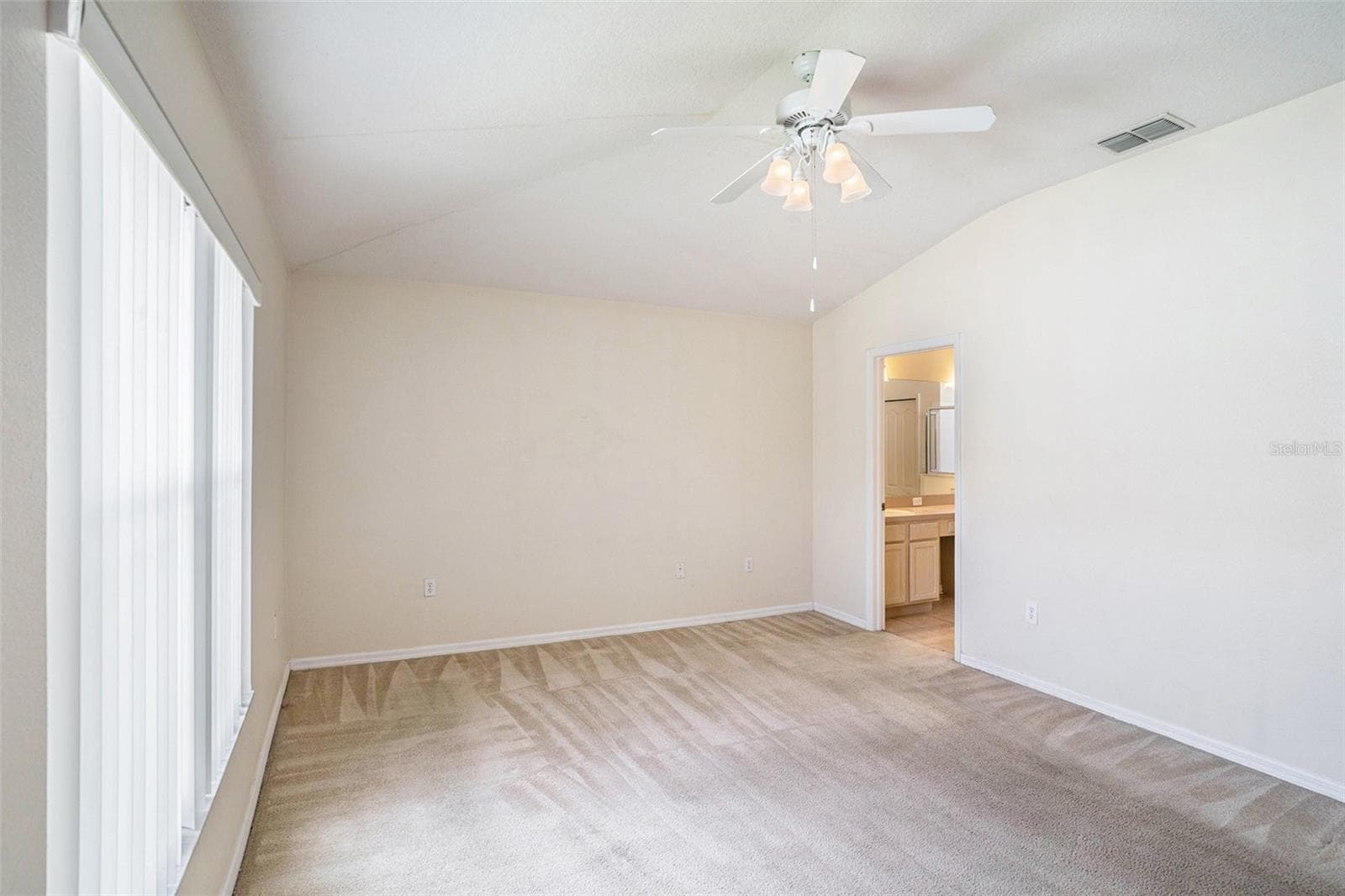 Villa at 1837 RAVENRIDGE ST, WESLEY CHAPEL, photo 18 of 27