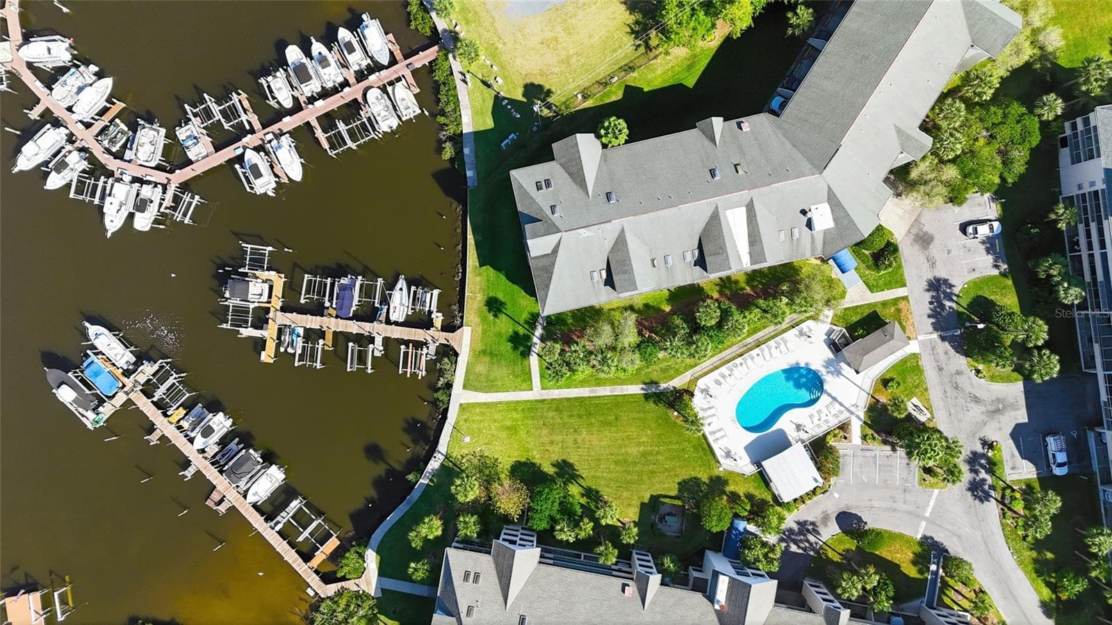 Condominium at 5567 SEA FOREST DR #323, NEW PORT RICHEY, photo 4 of 39