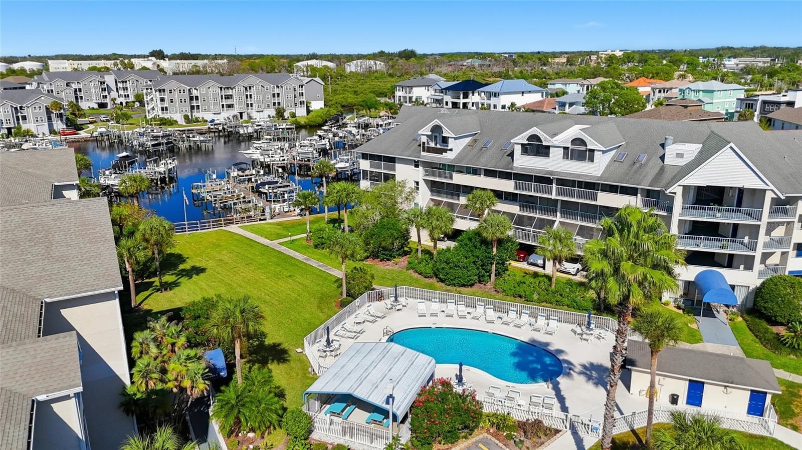 Condominium at 5567 SEA FOREST DR #323, NEW PORT RICHEY, photo 6 of 39