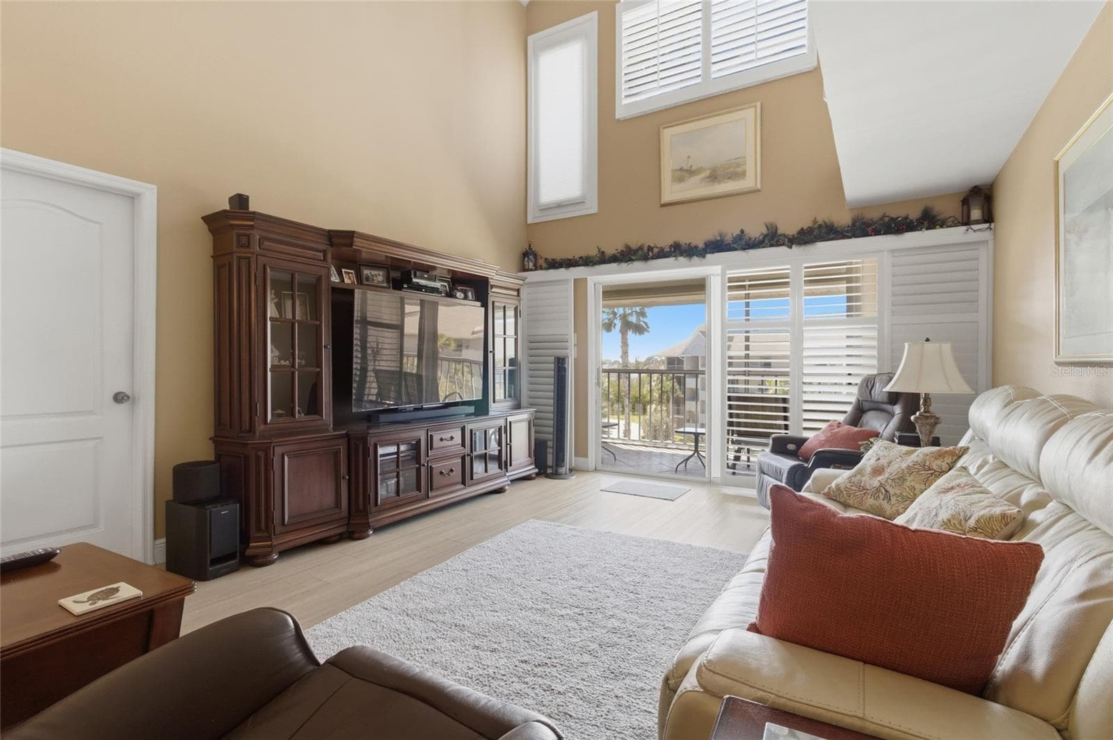 Condominium at 5567 SEA FOREST DR #323, NEW PORT RICHEY, photo 8 of 39