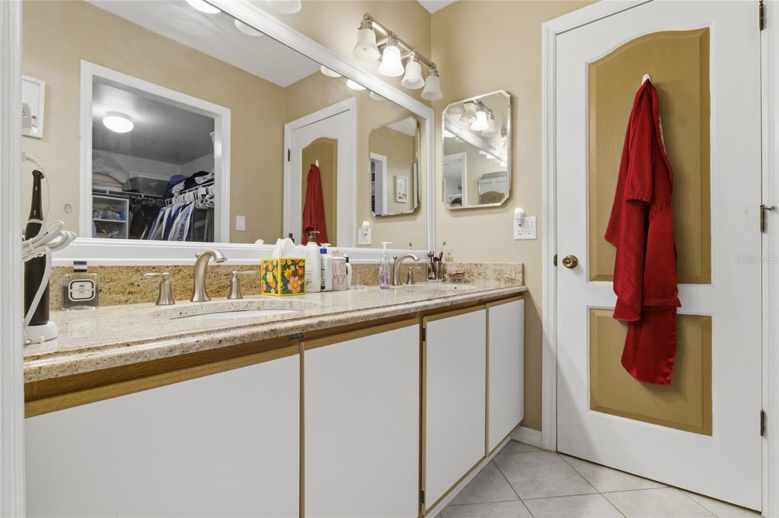 Condominium at 5567 SEA FOREST DR #323, NEW PORT RICHEY, photo 20 of 39