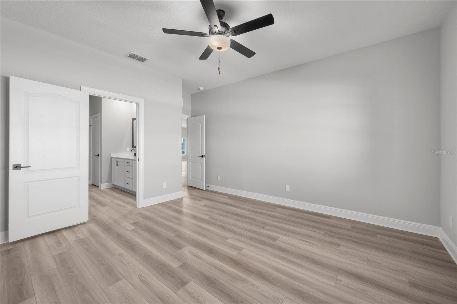 Single Family Residence at 3384 CHINOTTO DR, LAKE ALFRED, photo 15 of 31