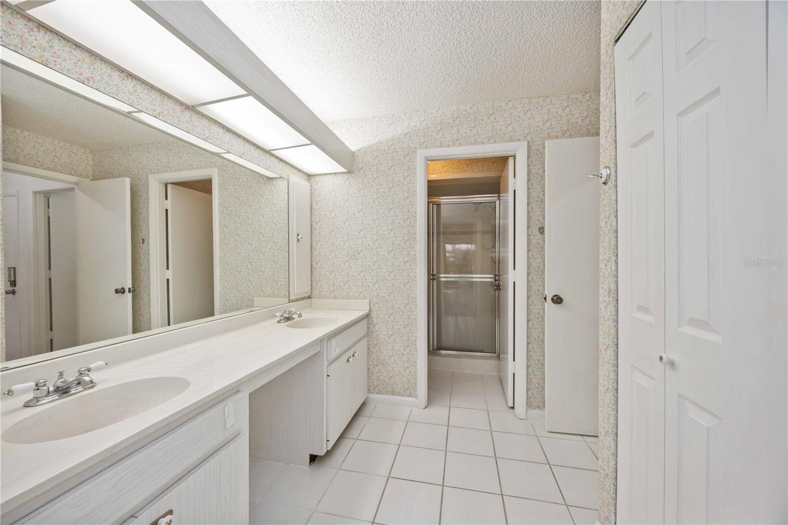 Primary Bathroom - 2767 HORSESHOE CT #Q-3, SARASOTA