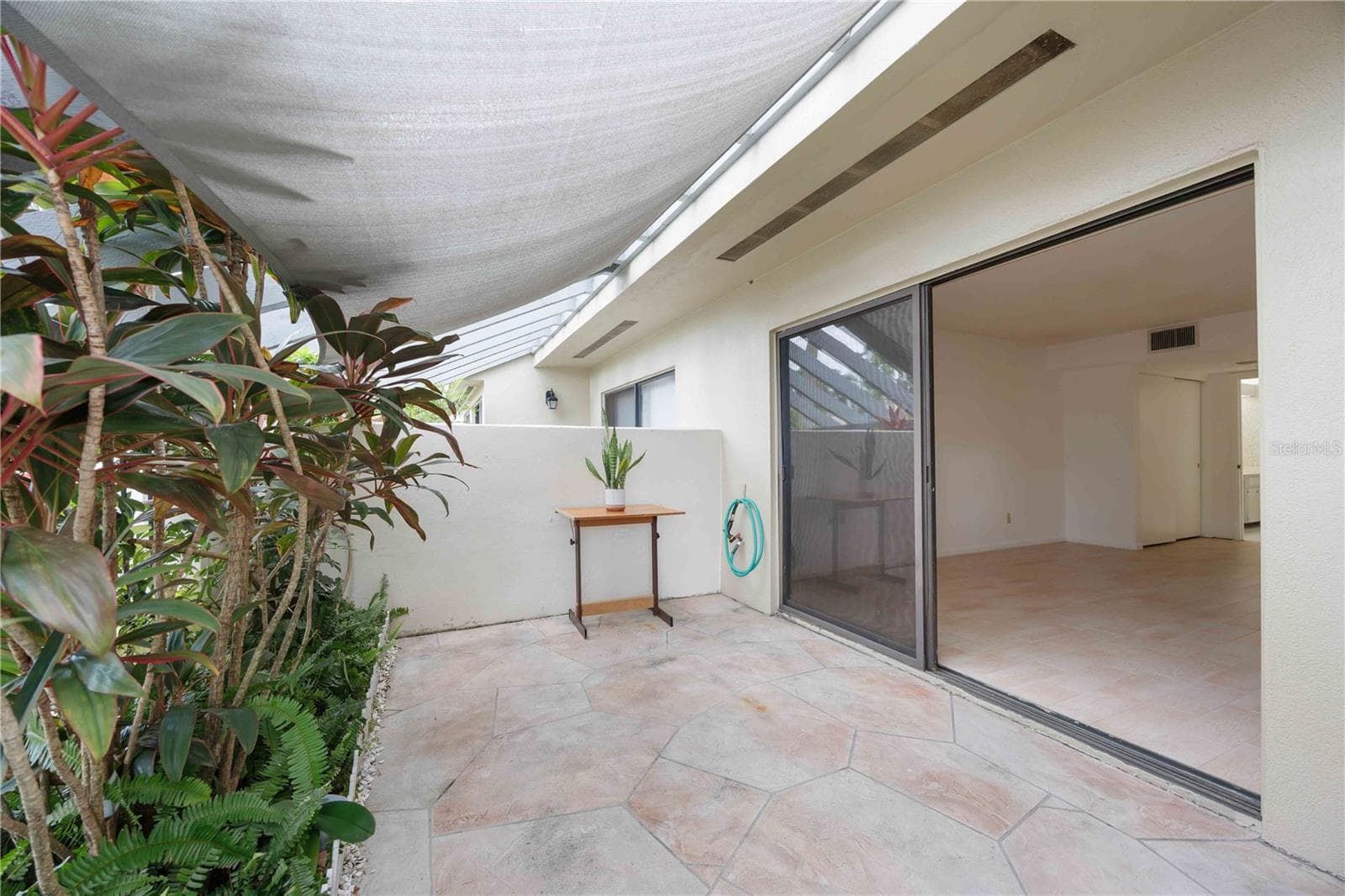 Back Porch - 2767 HORSESHOE CT #Q-3, SARASOTA