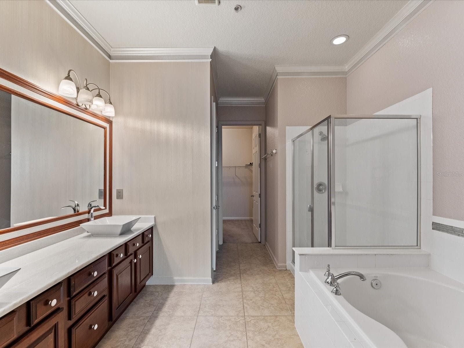 bathroom - 3356 ROBERT TRENT JONES DR #407, ORLANDO
