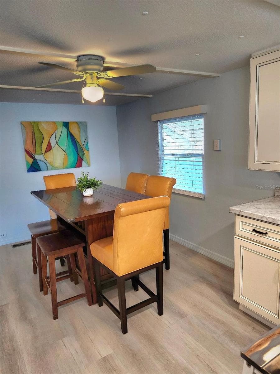 Mobile Home at 6505 KANSAS ST, BRADENTON, photo 6 of 48