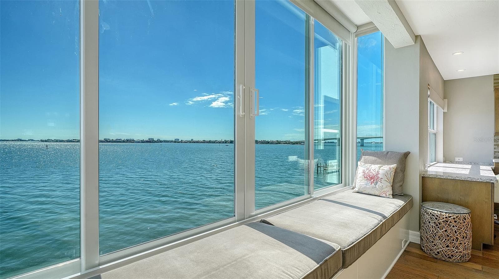Condominium at 400 GOLDEN GATE PT #31, SARASOTA, photo 5 of 38
