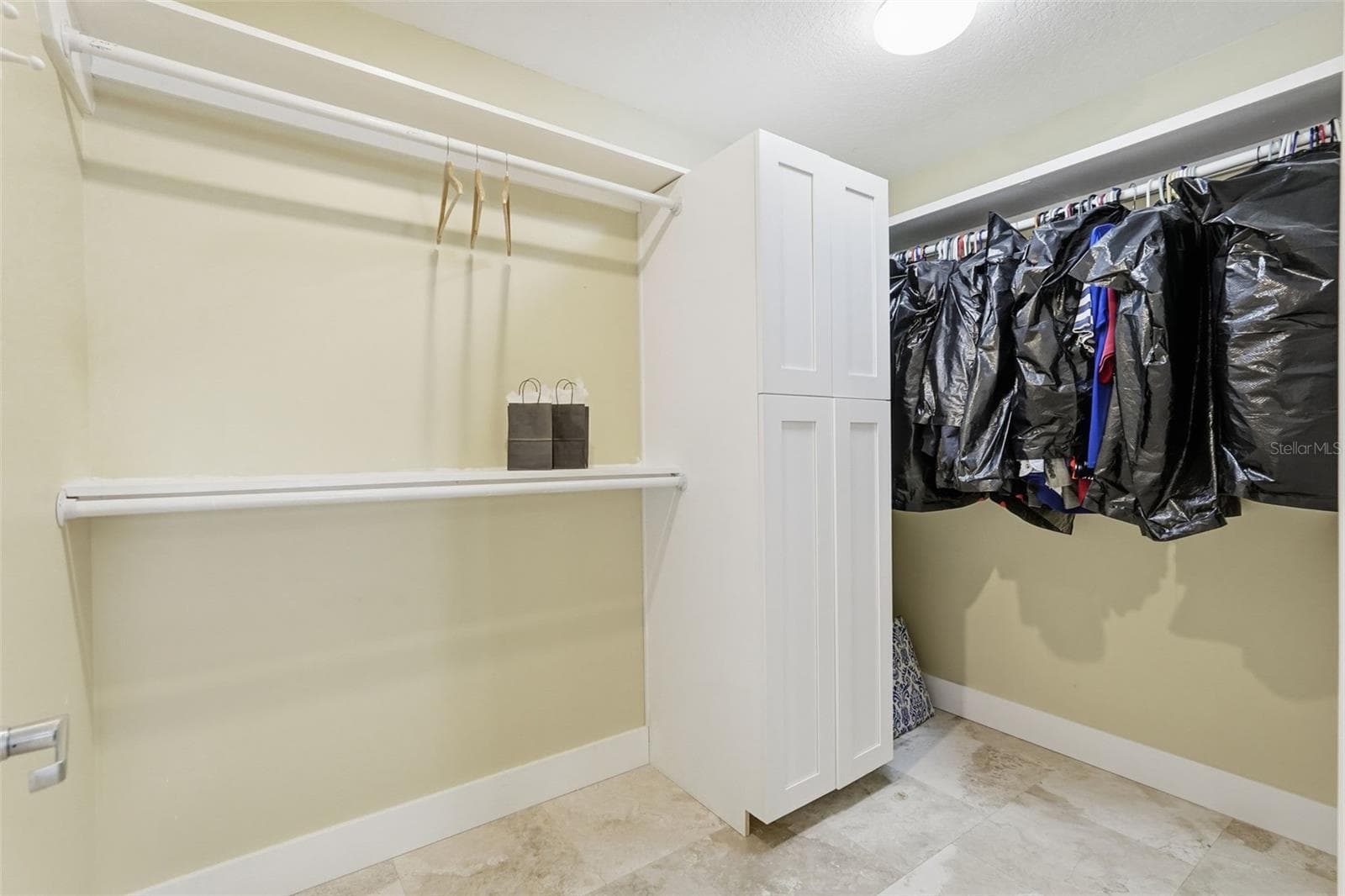 Single Family Residence at 15302 HARBOR DR, MADEIRA BEACH, photo 25 of 47