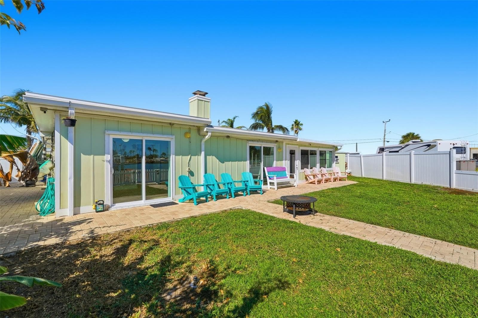 Single Family Residence at 15302 HARBOR DR, MADEIRA BEACH, photo 36 of 47