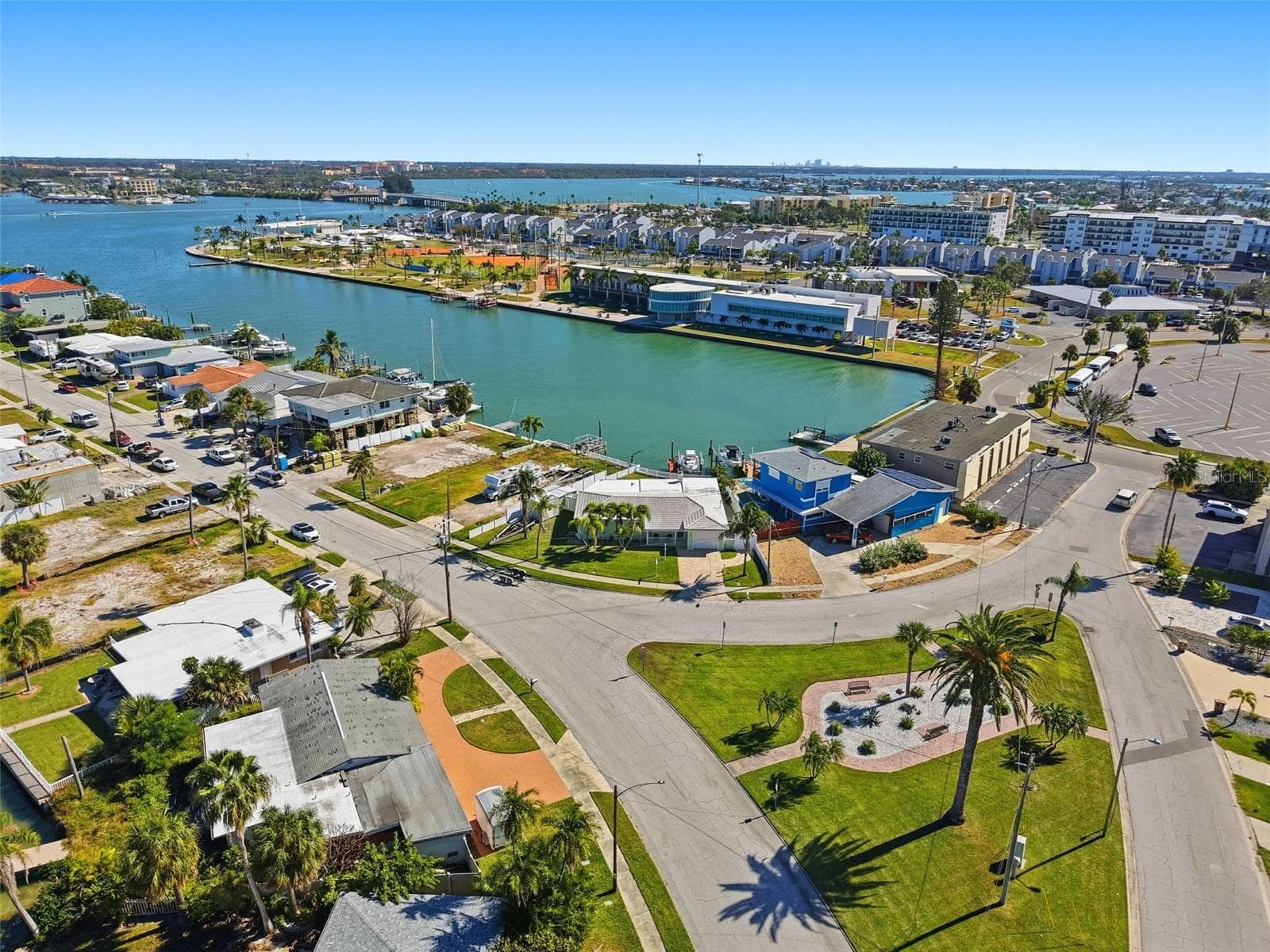Single Family Residence at 15302 HARBOR DR, MADEIRA BEACH, photo 41 of 47